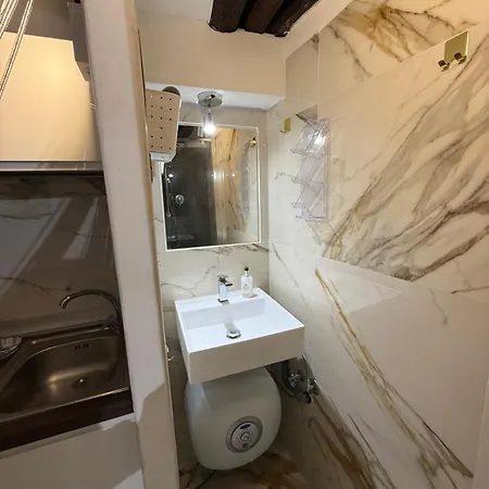 Apartment Nest At Campo De Fiori And Navona Square *