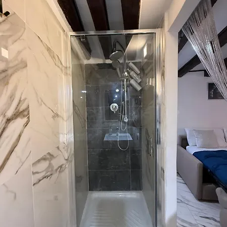 Apartment Nest At Campo De Fiori And Navona Square Rome